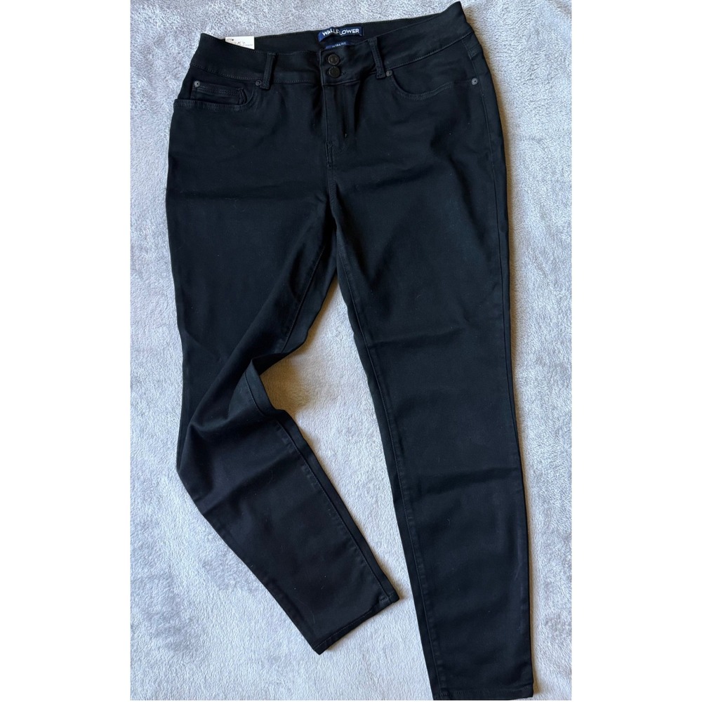 WallFlower Ultra Fit Skinny Jeans Black Insta-Soft Size 17/33 Regular NWT